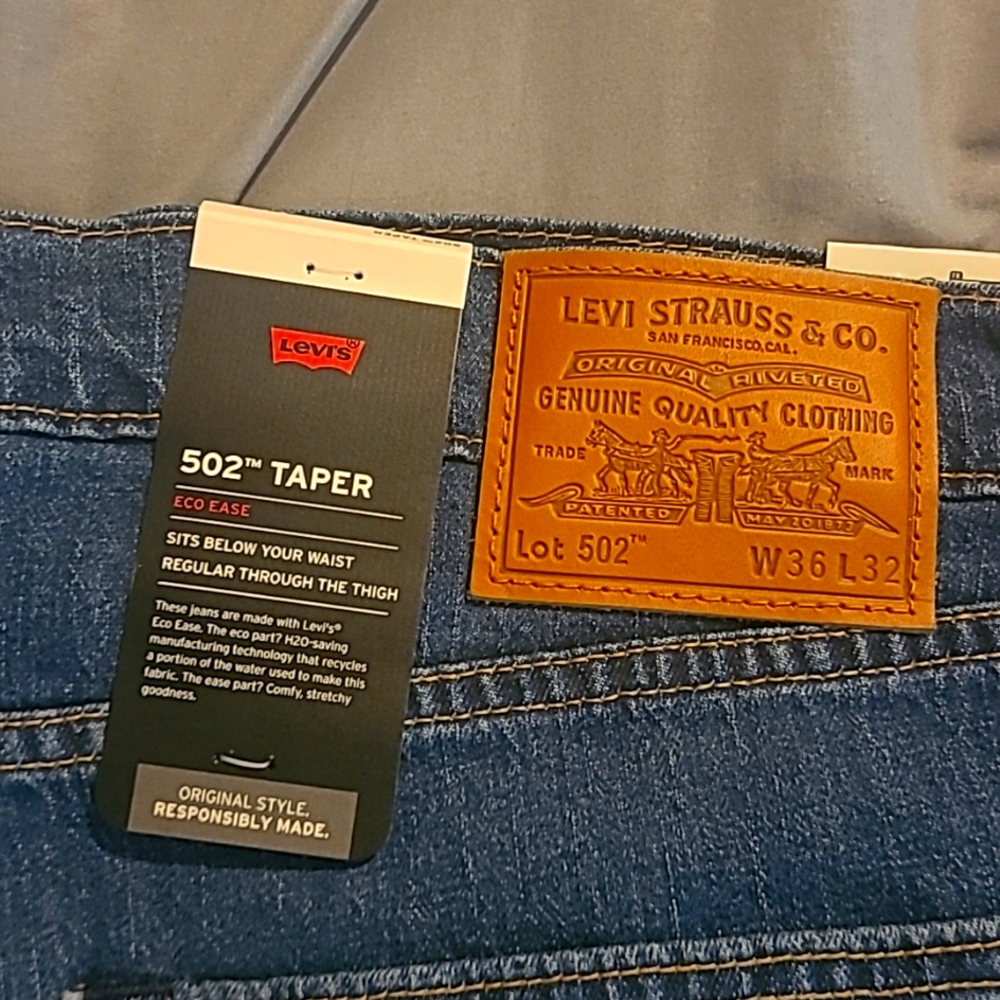 Levis 502 brand new with tags, 36x32